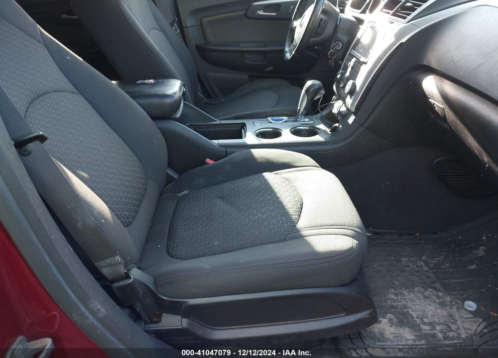 2010 CHEVROLET TRAVERSE LT VIN: 1GNLRFED2AJ225573