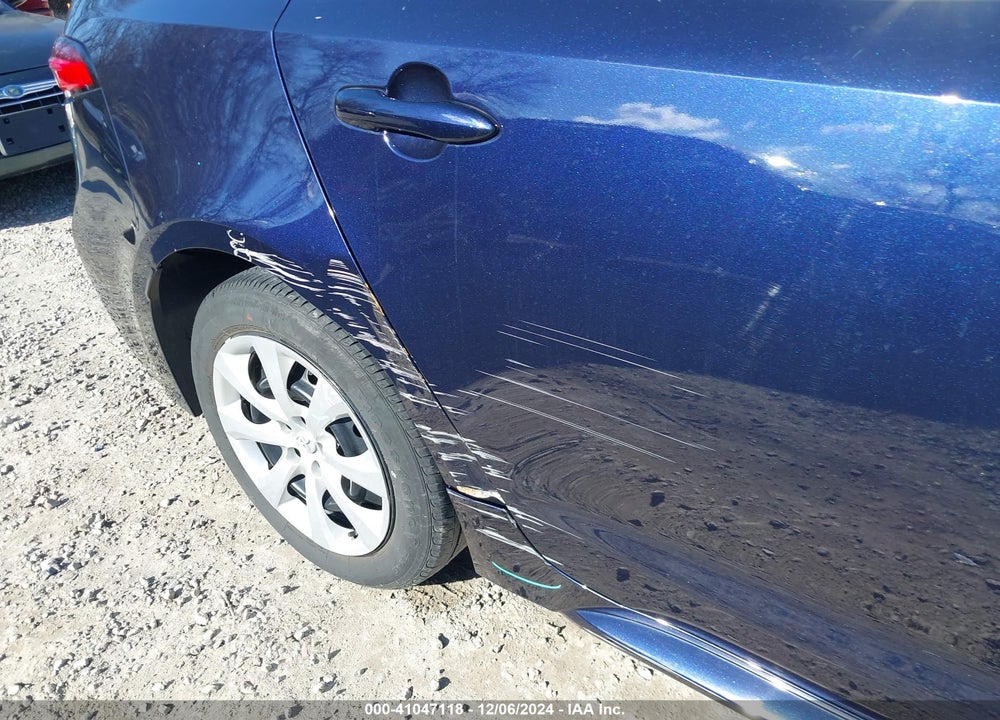 2021 TOYOTA COROLLA LE VIN: 5YFEPMAE6MP204400
