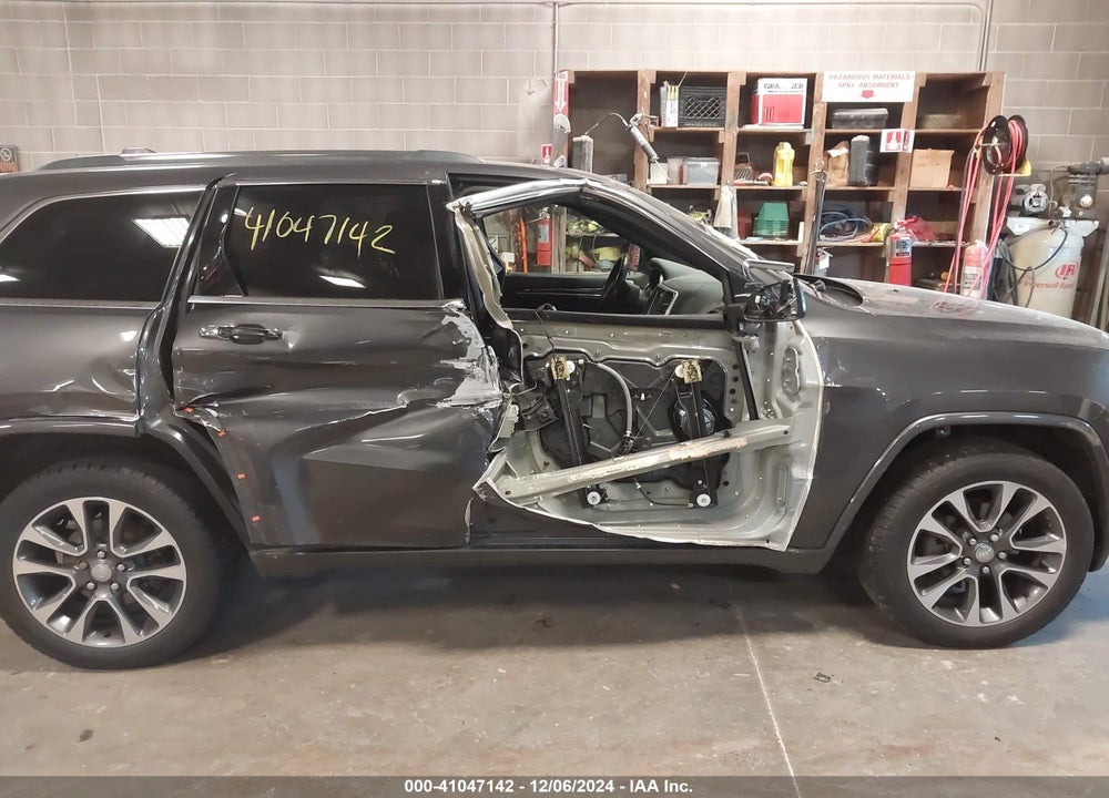 2018 JEEP GRAND CHEROKEE OVERLAND 4X4 VIN: 1C4RJFCG0JC401452