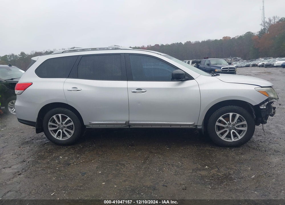 2013 NISSAN PATHFINDER SL VIN: 5N1AR2MN8DC646463