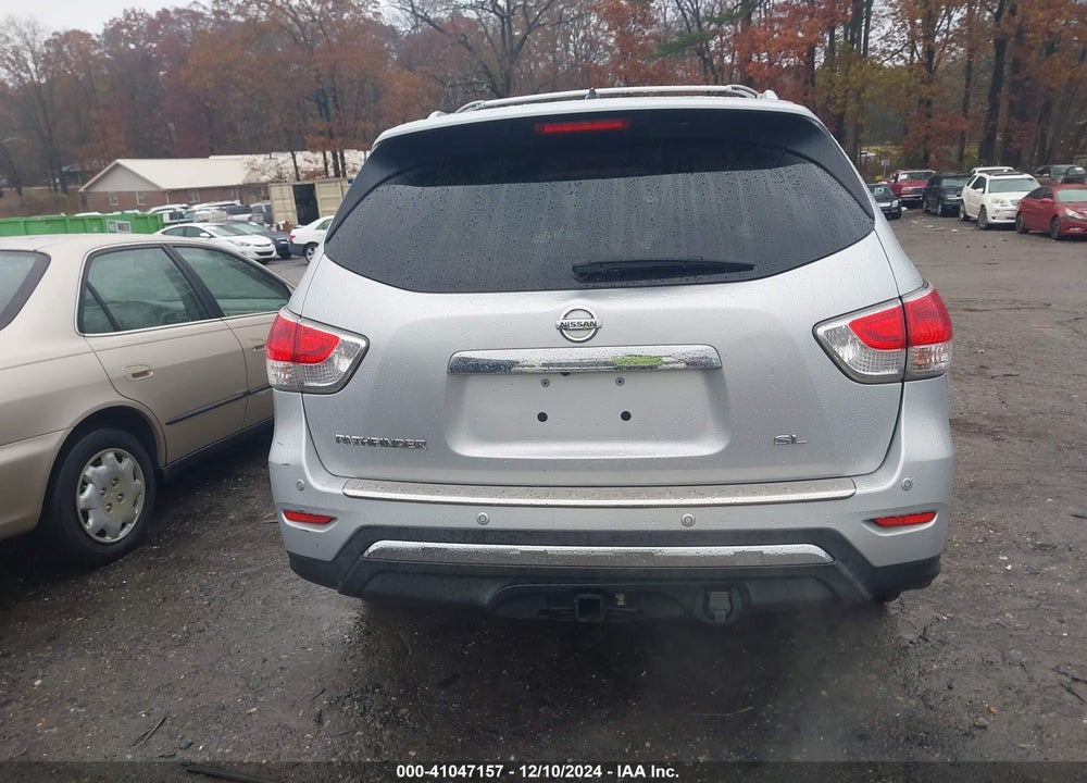 2013 NISSAN PATHFINDER SL VIN: 5N1AR2MN8DC646463