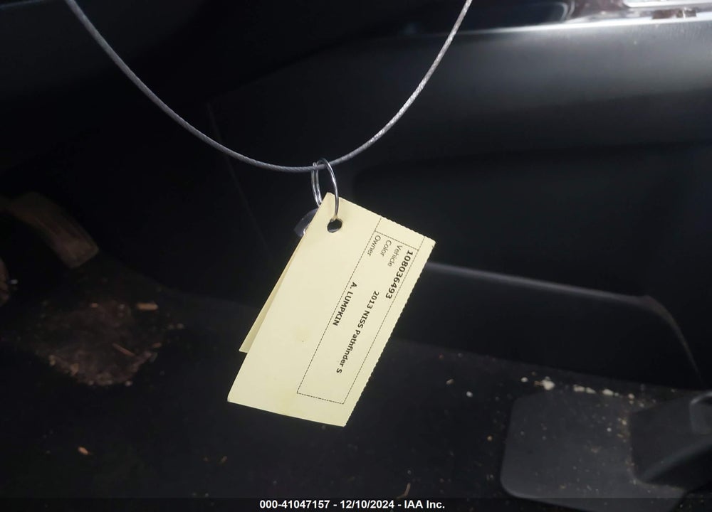 2013 NISSAN PATHFINDER SL VIN: 5N1AR2MN8DC646463