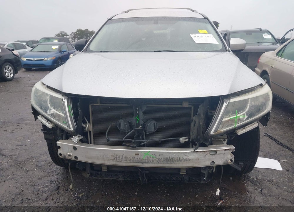 2013 NISSAN PATHFINDER SL VIN: 5N1AR2MN8DC646463