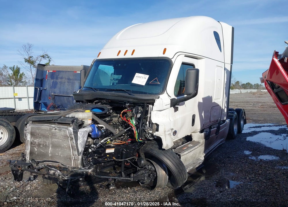 2022 FREIGHTLINER NEW CASCADIA 126 VIN: 1FUJHHDR7NLNC0257