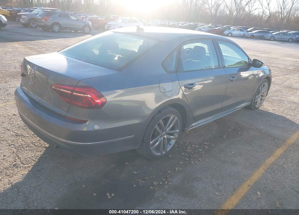 2018 VOLKSWAGEN PASSAT 2.0T R-LINE/2.0T S VIN: 1VWAA7A3XJC029263