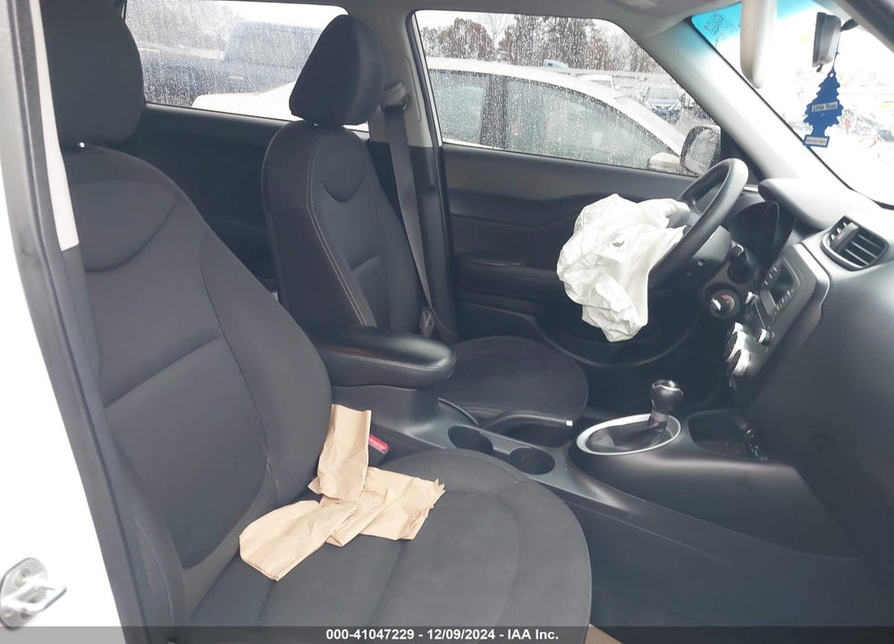2016 KIA SOUL VIN: KNDJN2A25G7850273