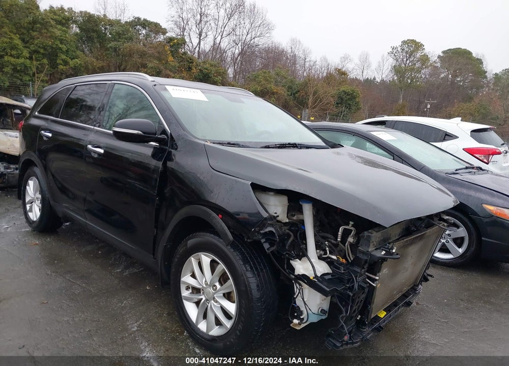 2016 KIA SORENTO 2.4L LX VIN: 5XYPG4A30GG037225