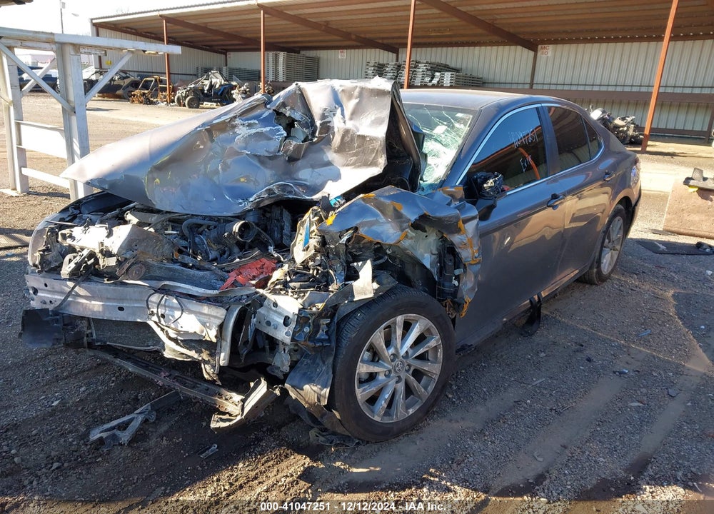 2021 TOYOTA CAMRY LE VIN: 4T1C11AKXMU446523