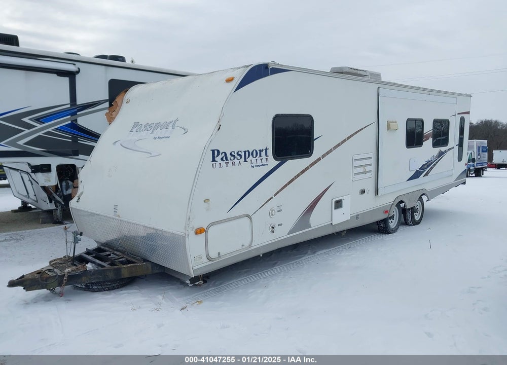 2009 KEYSTONE --- VIN: 4YDT2852696411765