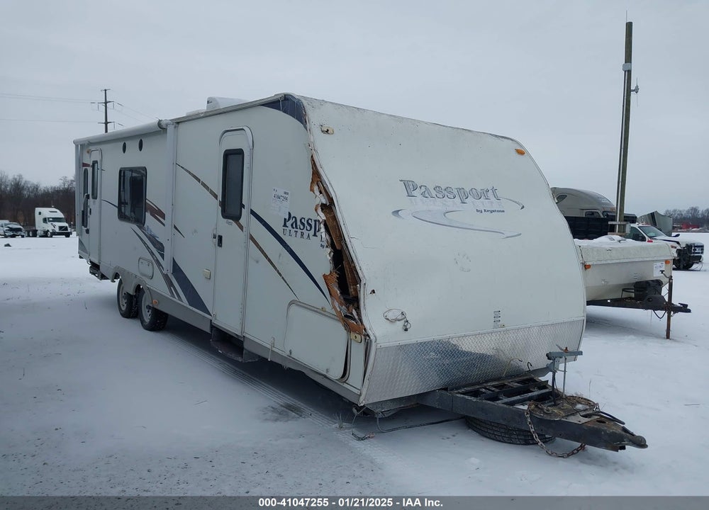 2009 KEYSTONE --- VIN: 4YDT2852696411765