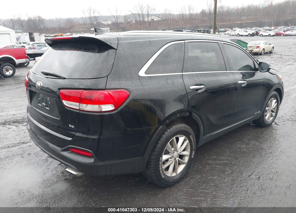 2016 KIA SORENTO 3.3L LX VIN: 5XYPGDA51GG039177