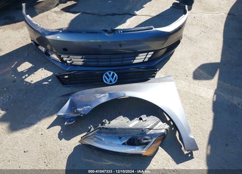 2015 VOLKSWAGEN JETTA 2.0L S VIN: 3VW2K7AJXFM215987