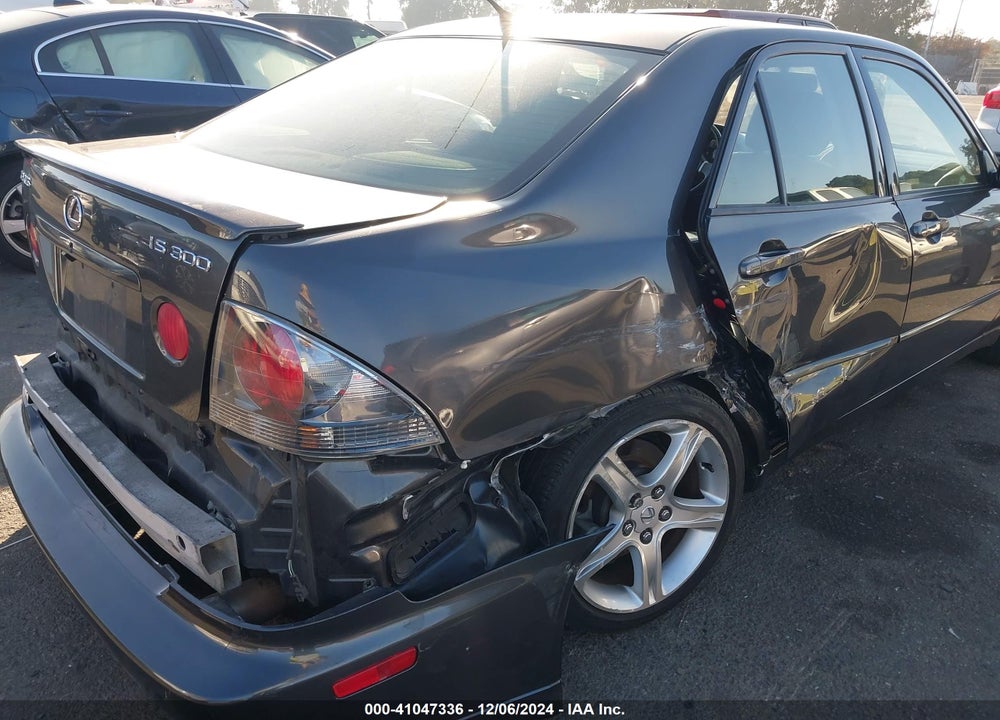 2004 LEXUS IS 300 VIN: JTHBD192740090792