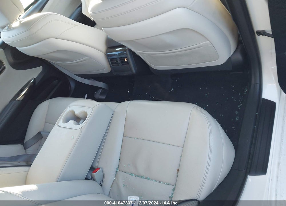2013 TOYOTA AVALON XLE TOURING VIN: 4T1BK1EB3DU017873