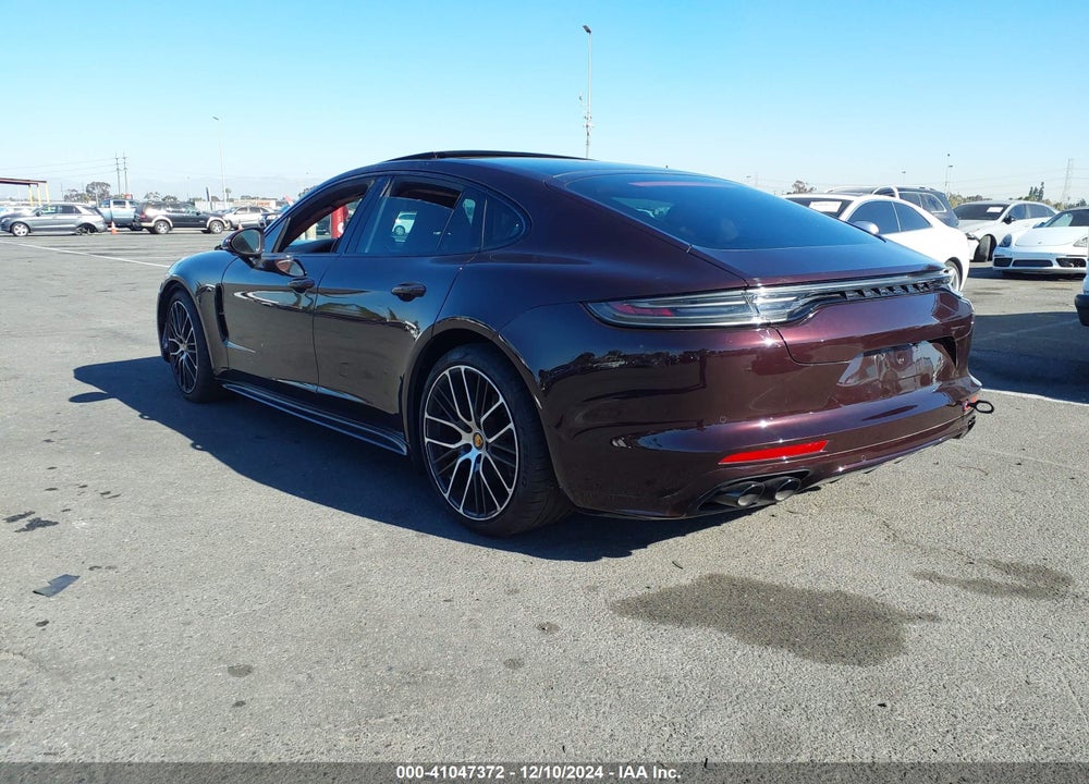 2022 PORSCHE PANAMERA 4/4 PLATINUM EDITION/PLATINUM EDITION VIN: WP0AJ2A73NL102133