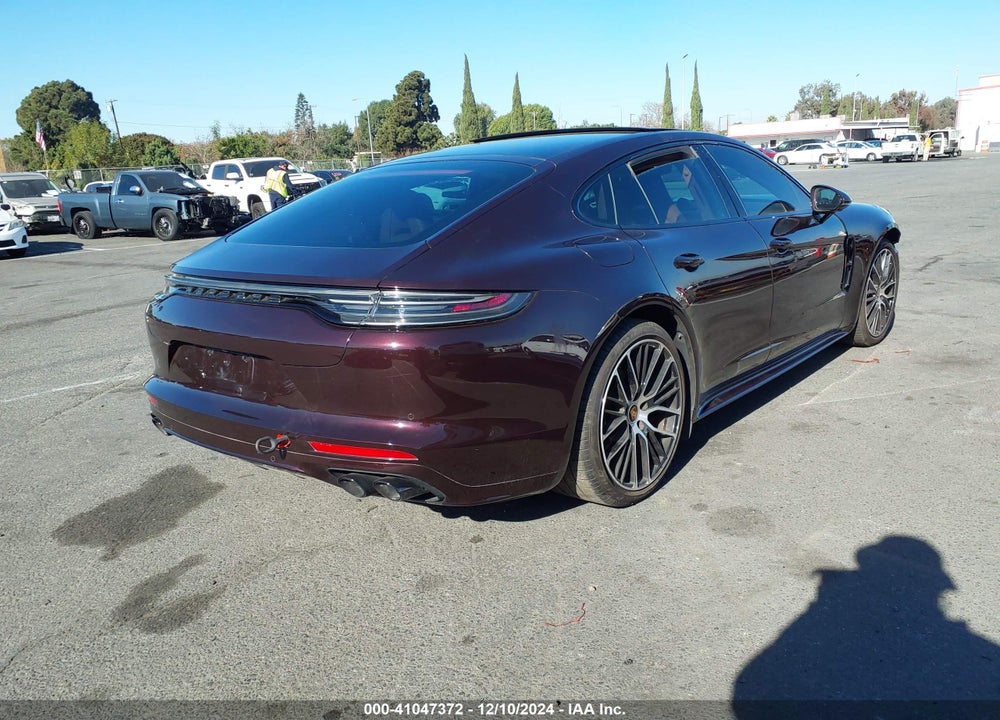 2022 PORSCHE PANAMERA 4/4 PLATINUM EDITION/PLATINUM EDITION VIN: WP0AJ2A73NL102133