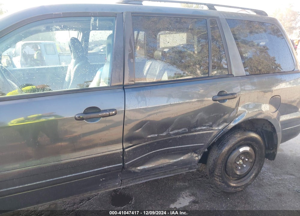 2005 HONDA PILOT EX-L VIN: 2HKYF18675H552069