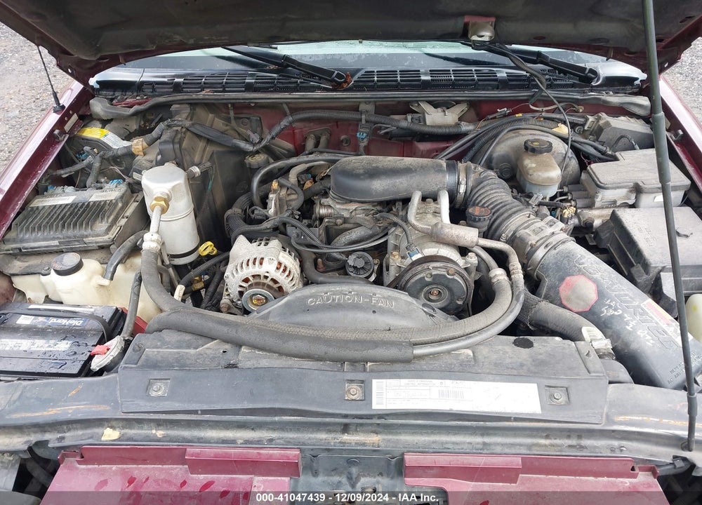 2000 GMC JIMMY SLT VIN: 1GKDT13W8Y2163658