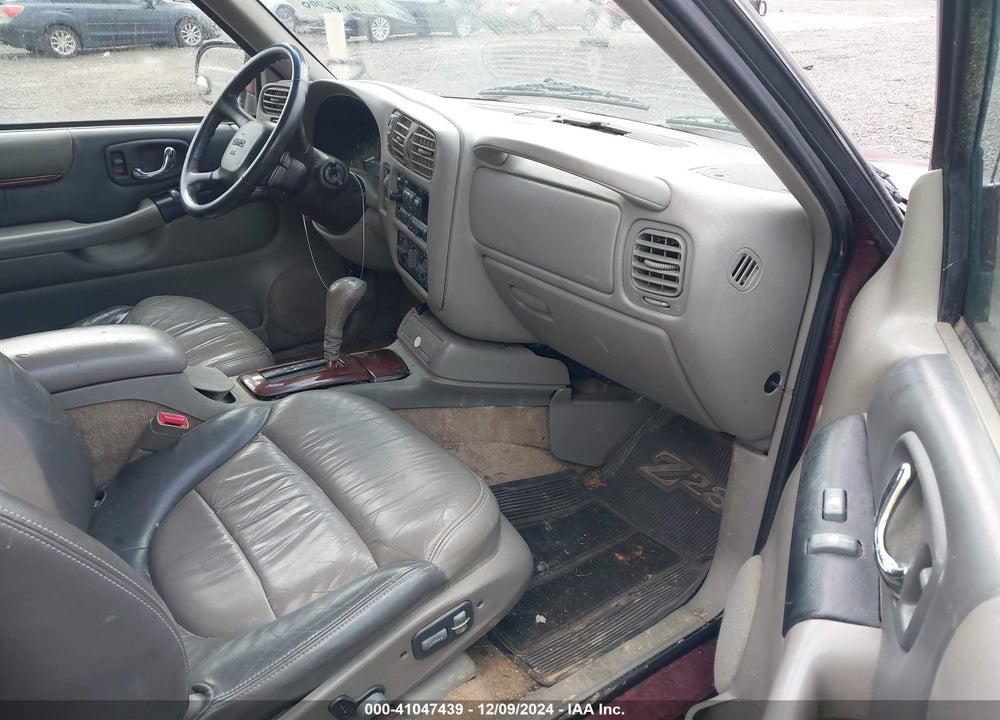 2000 GMC JIMMY SLT VIN: 1GKDT13W8Y2163658