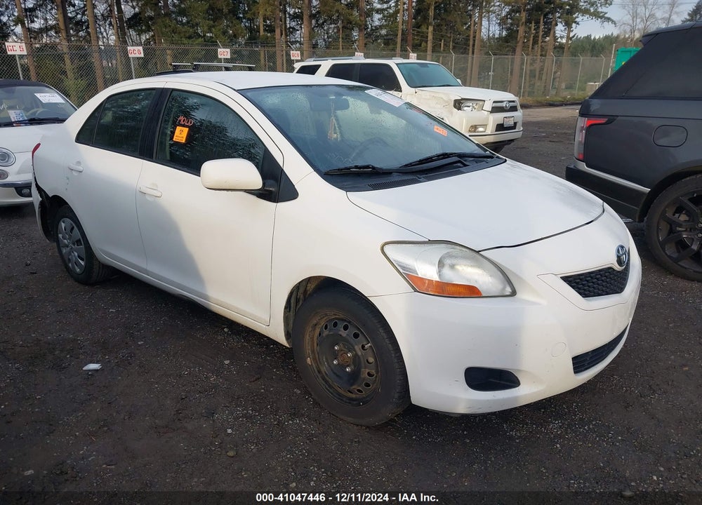 2011 TOYOTA YARIS VIN: JTDBT4K36BL000424