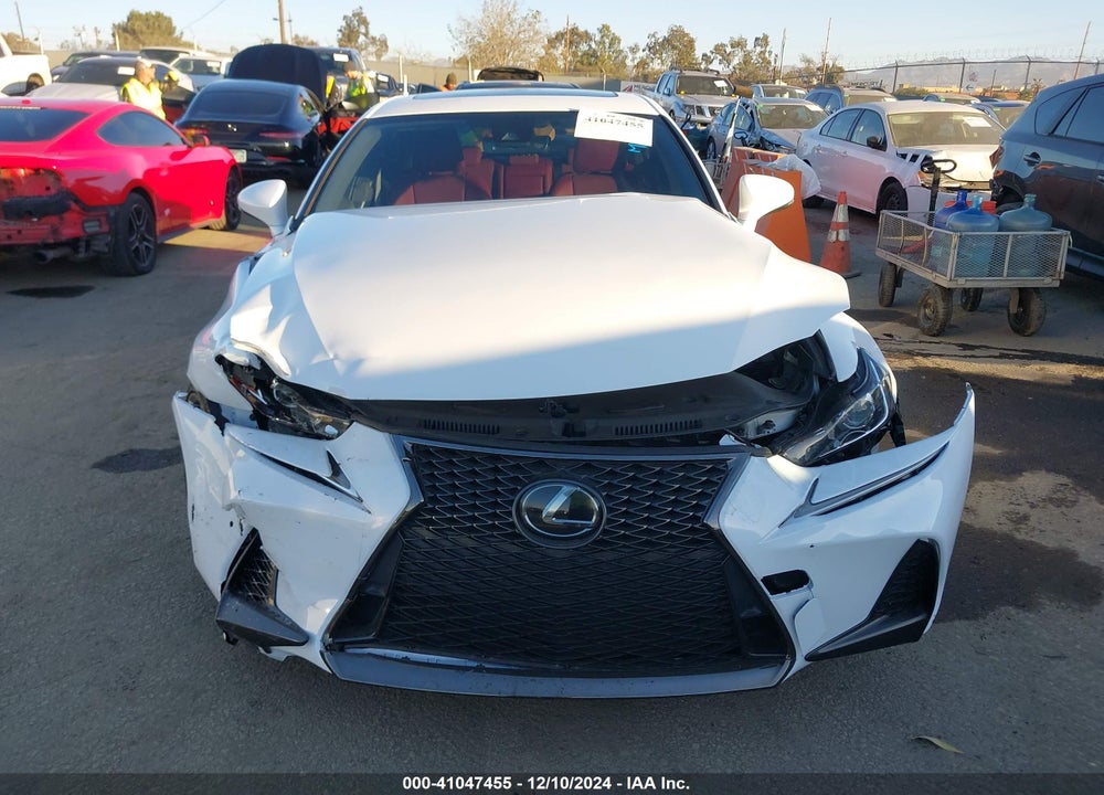 2019 LEXUS IS 300 VIN: JTHBA1D25K5088748