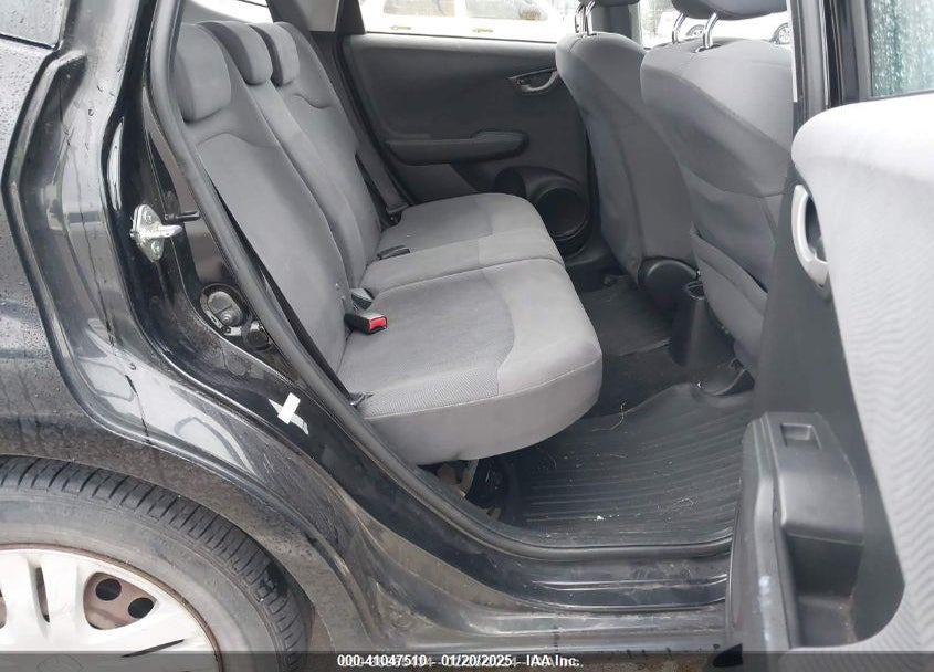 2009 HONDA FIT VIN: JHMGE87239S068654