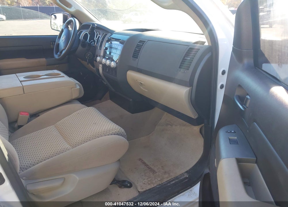 2011 TOYOTA TUNDRA GRADE 4.6L V8 VIN: 5TFRM5F12BX023881
