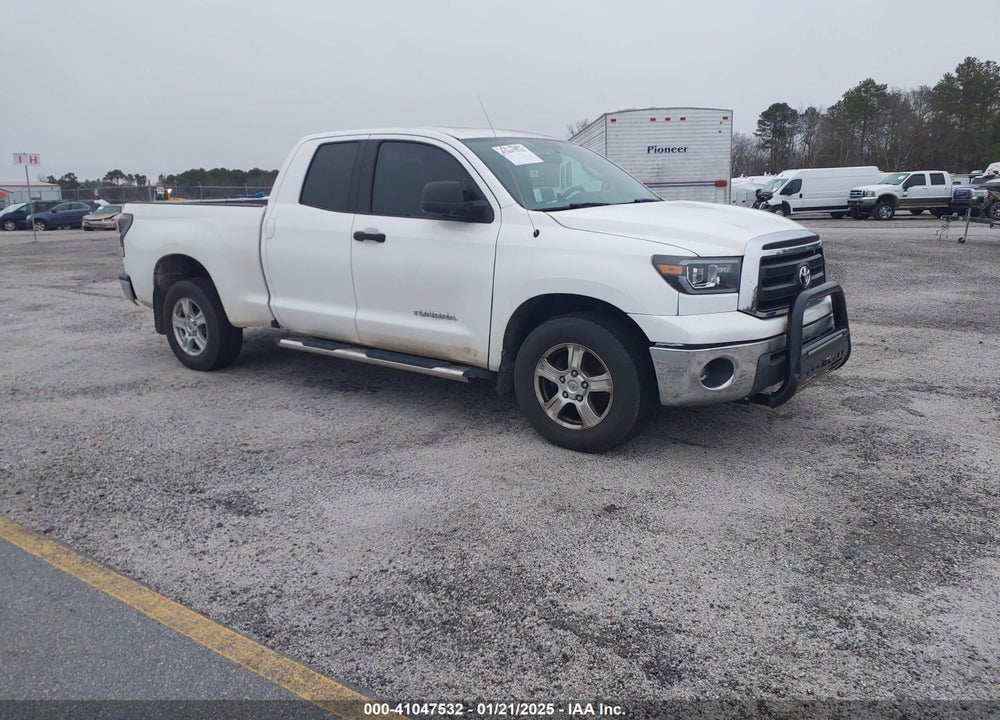 2011 TOYOTA TUNDRA GRADE 4.6L V8 VIN: 5TFRM5F12BX023881