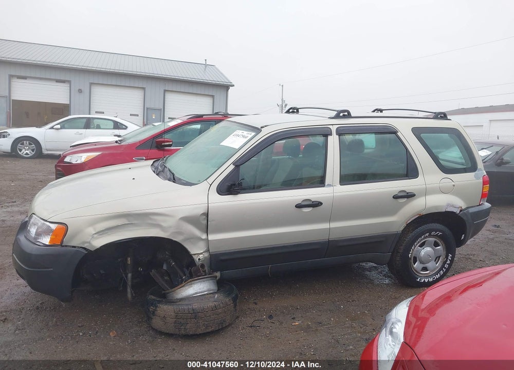 2003 FORD ESCAPE XLS VIN: 1FMYU92103KC75051