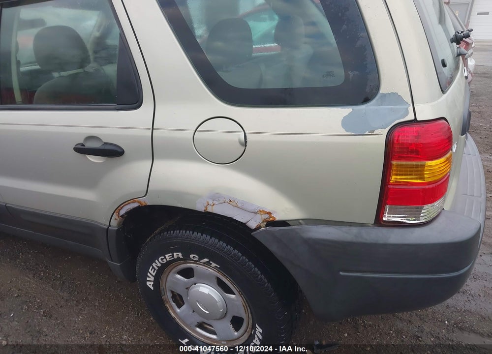2003 FORD ESCAPE XLS VIN: 1FMYU92103KC75051