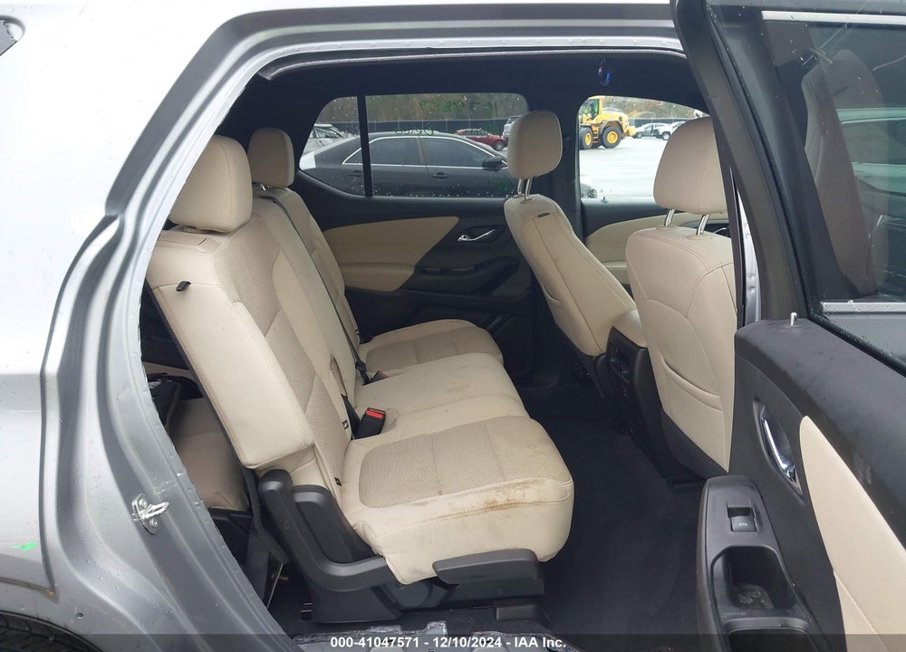 2023 CHEVROLET TRAVERSE FWD LS VIN: 1GNERFKWXPJ181832