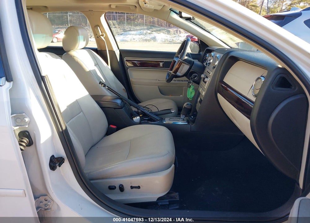 2008 LINCOLN MKZ VIN: 3LNHM28TX8R664282