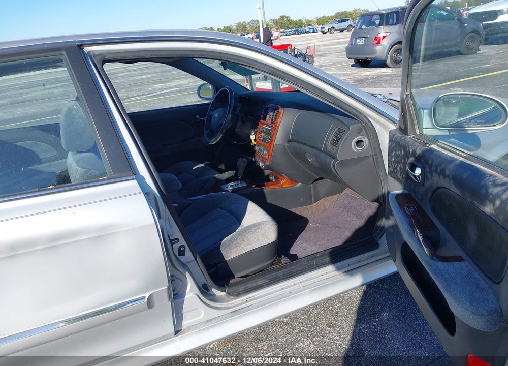 2004 HYUNDAI SONATA GLS/LX VIN: KMHWF35H44A941164