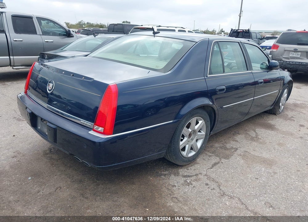 2007 CADILLAC DTS VIN: 1G6KD57Y77U112404