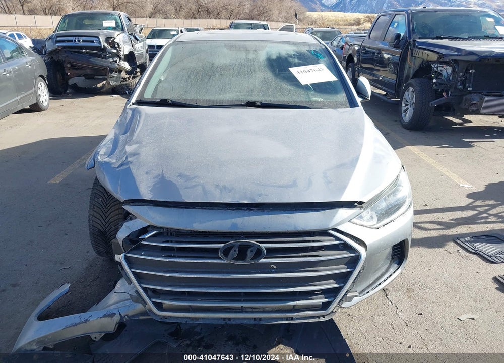 2017 HYUNDAI ELANTRA LIMITED VIN: 5NPD84LF2HH040676