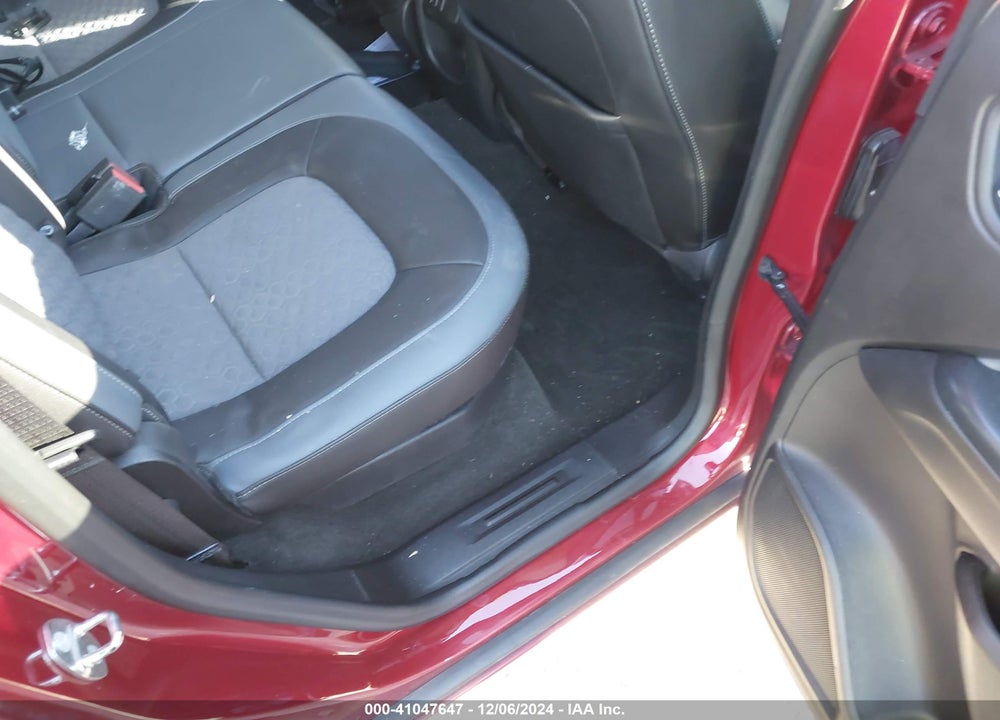2018 CHEVROLET COLORADO VIN: 1GCPTDE11J1177019