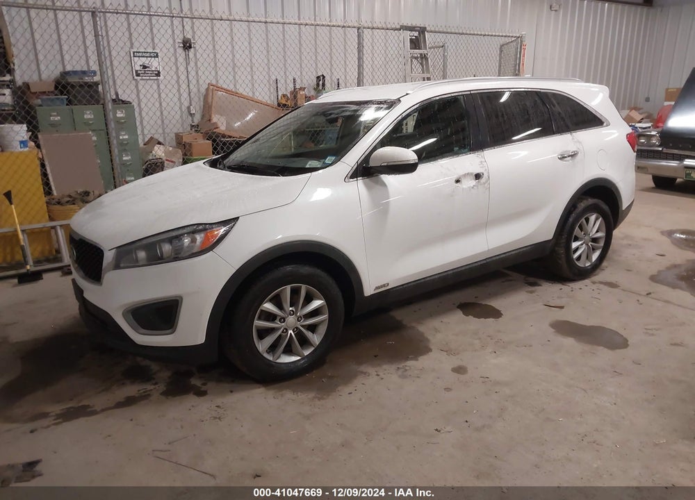 2016 KIA SORENTO 2.4L LX VIN: 5XYPGDA32GG099189