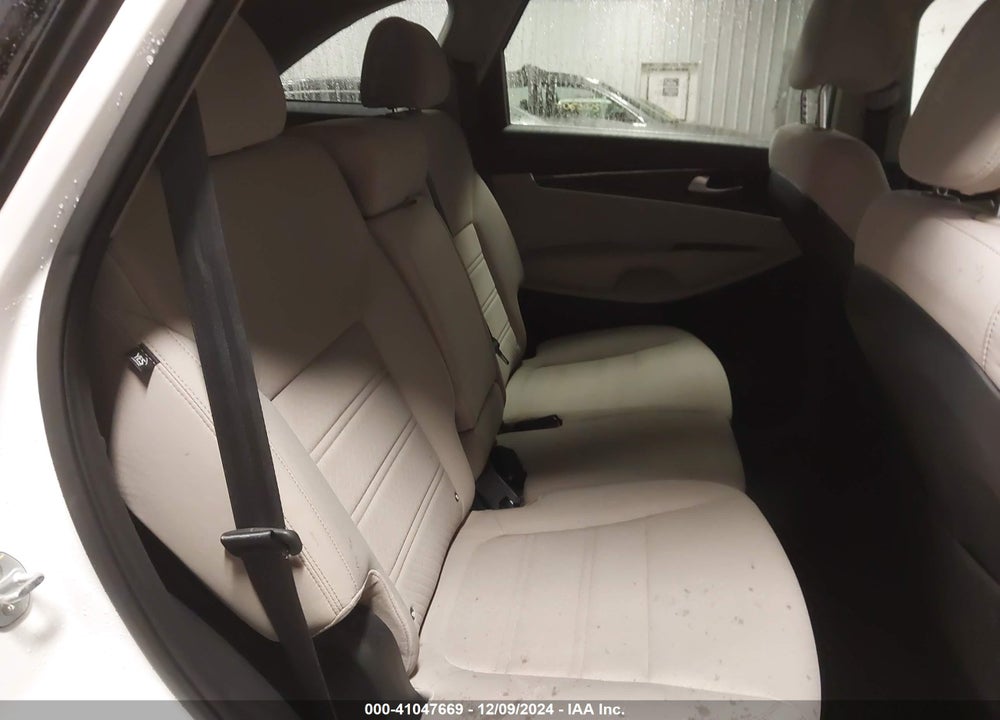 2016 KIA SORENTO 2.4L LX VIN: 5XYPGDA32GG099189