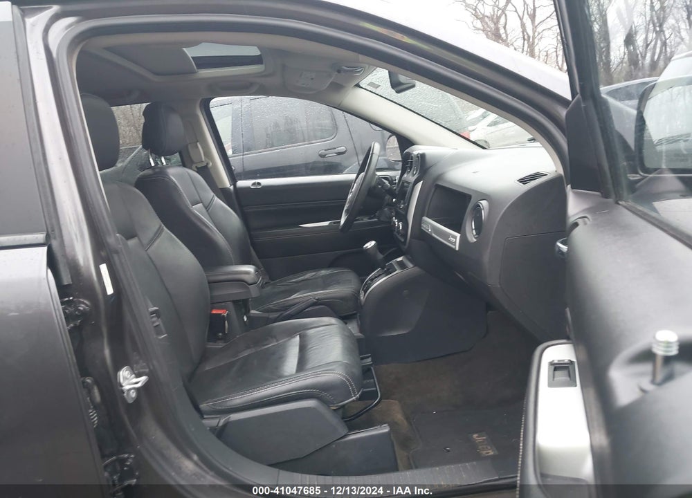 2017 JEEP COMPASS HIGH ALTITUDE FWD VIN: 1C4NJCEA0HD130659