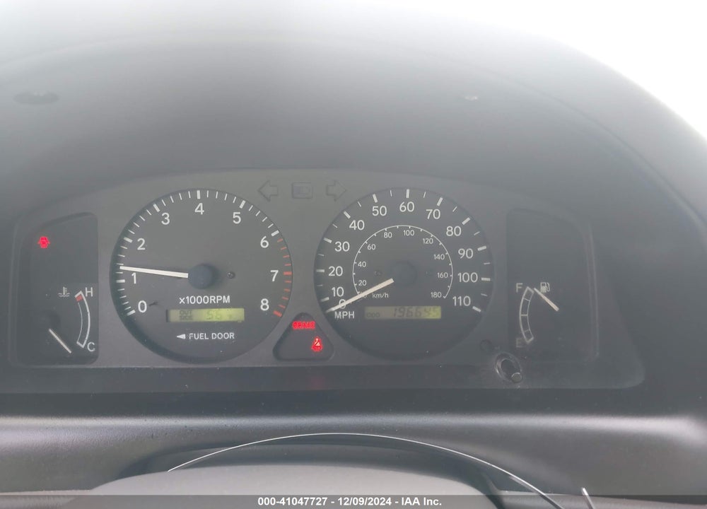 2001 TOYOTA COROLLA CE VIN: 2T1BR12E81C501285