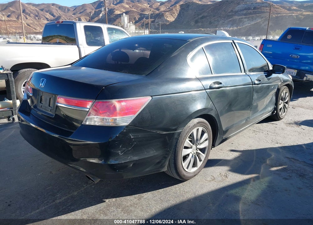 2012 HONDA ACCORD 2.4 EX VIN: 1HGCP2F72CA202055