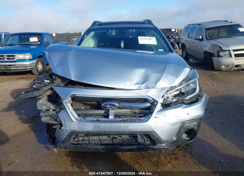2018 SUBARU OUTBACK 2.5I LIMITED VIN: 4S4BSANC9J3363727