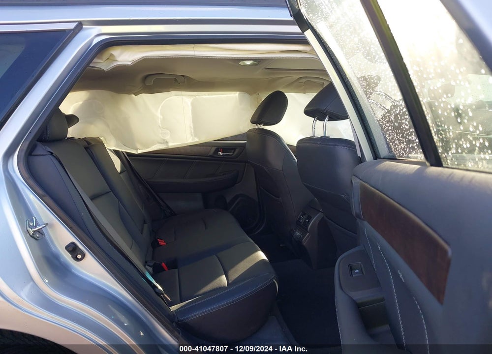 2018 SUBARU OUTBACK 2.5I LIMITED VIN: 4S4BSANC9J3363727