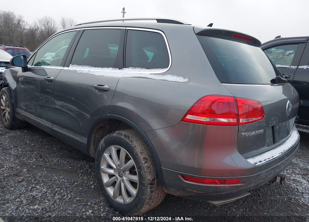 2012 VOLKSWAGEN TOUAREG TDI SPORT VIN: WVGFK9BPXCD002382
