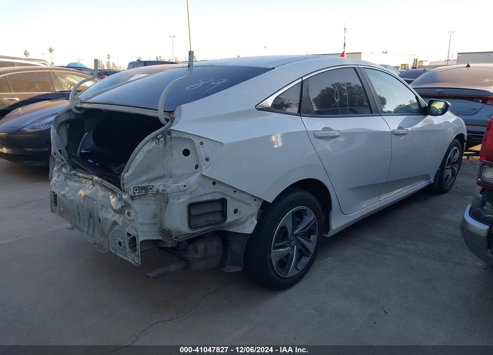 2019 HONDA CIVIC LX VIN: 2HGFC2F68KH568103