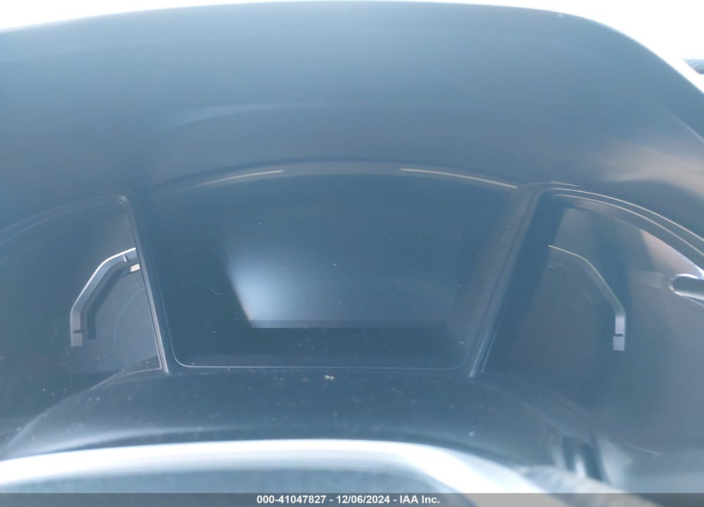 2019 HONDA CIVIC LX VIN: 2HGFC2F68KH568103