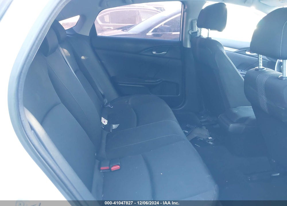2019 HONDA CIVIC LX VIN: 2HGFC2F68KH568103