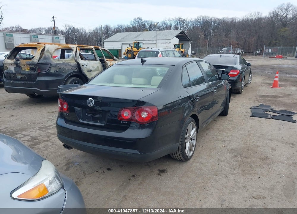 2010 VOLKSWAGEN JETTA WOLFSBURG EDITION VIN: 3VWRJ7AJ4AM075459
