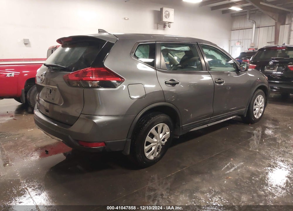 2017 NISSAN ROGUE S/SL/SV VIN: 5N1AT2MT8HC734404