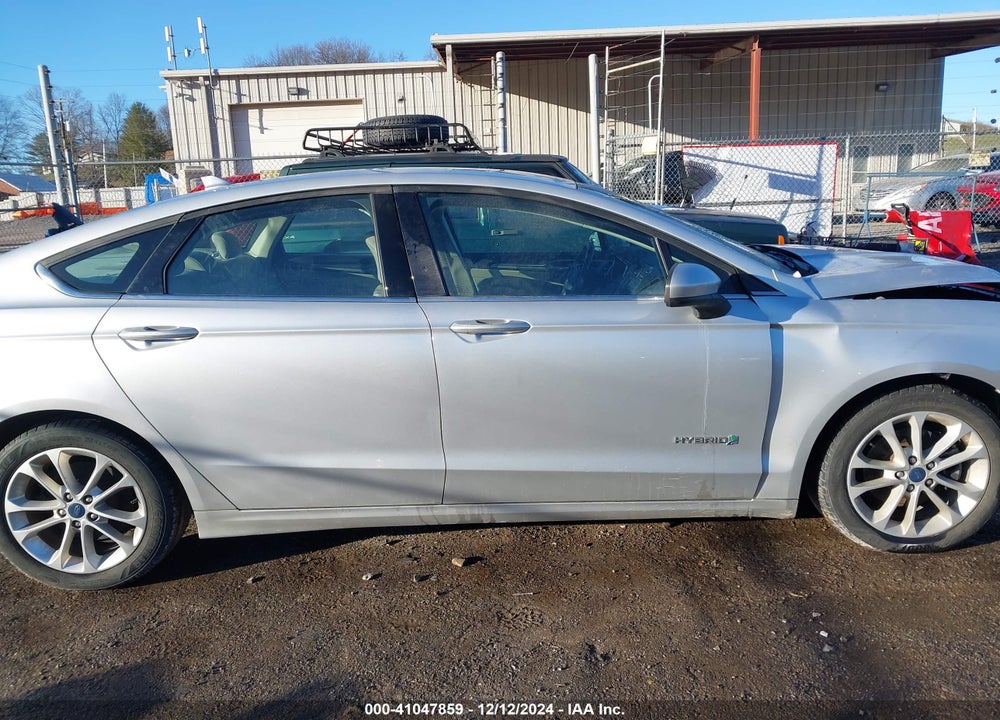 2019 FORD FUSION HYBRID SE VIN: 3FA6P0LU0KR187415